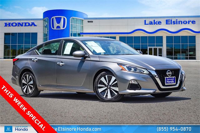 Used 2022 Nissan Altima 2.5 SV