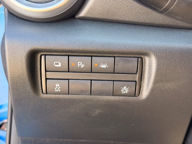 Used 2024 Nissan Versa S FWD image 23