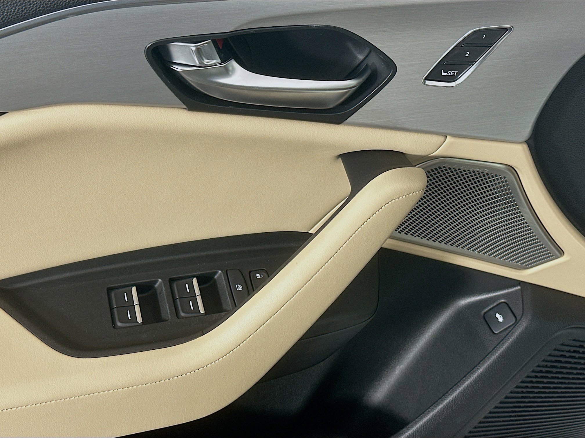 Used 2023 Acura TLX w/ Technology Package FWD image 15