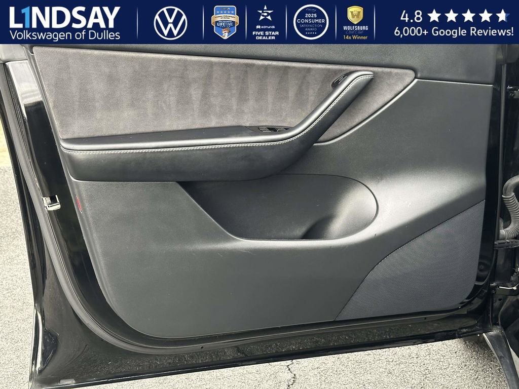 Used 2021 Tesla Model Y Long Range image 9