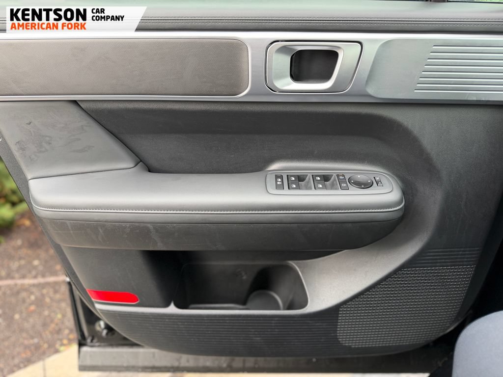 Used 2026 Hyundai Santa Fe SEL AWD/4WD image 18