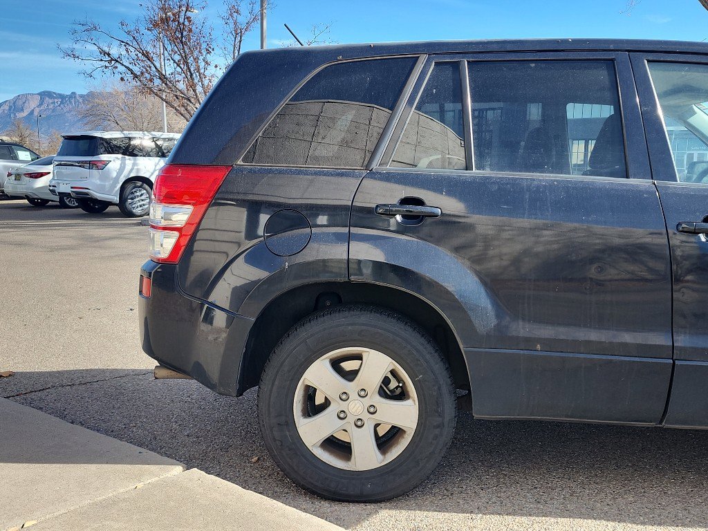 Used 2013 Suzuki Grand Vitara Premium image 5