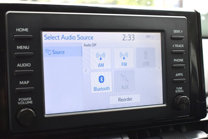 Used 2019 Toyota RAV4 LE w/ Carpet Mat Package AWD/4WD image 23