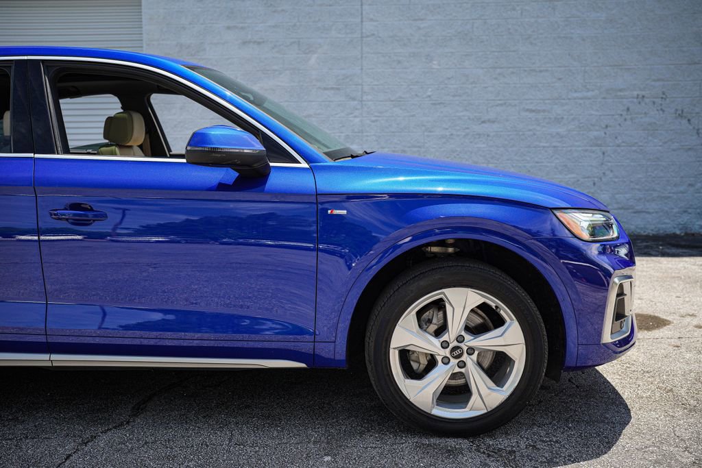 Used 2023 Audi Q5 2.0T Premium Plus w/ Premium Plus Package AWD/4WD image 17