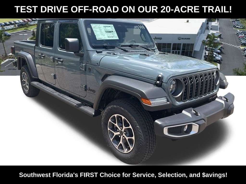 New 2026 Jeep Gladiator Sport AWD/4WD image 2