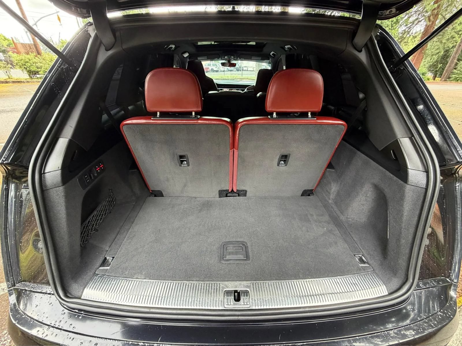 Used 2020 Audi SQ7 Prestige w/ Prestige Package AWD/4WD image 16
