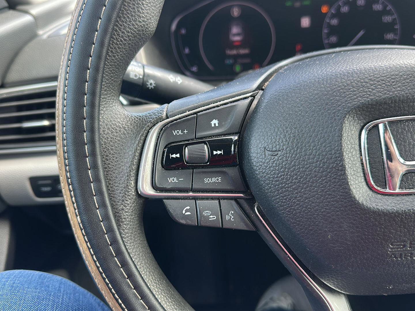 Used 2020 Honda Accord LX image 13