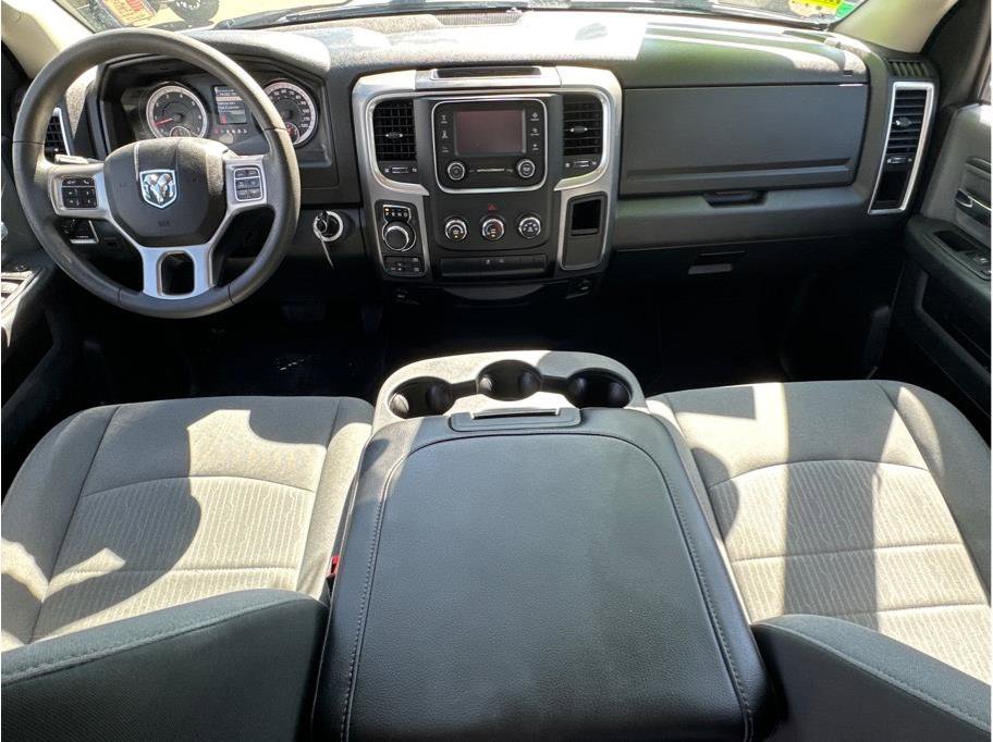 Used 2022 RAM 1500 Classic SLT image 18