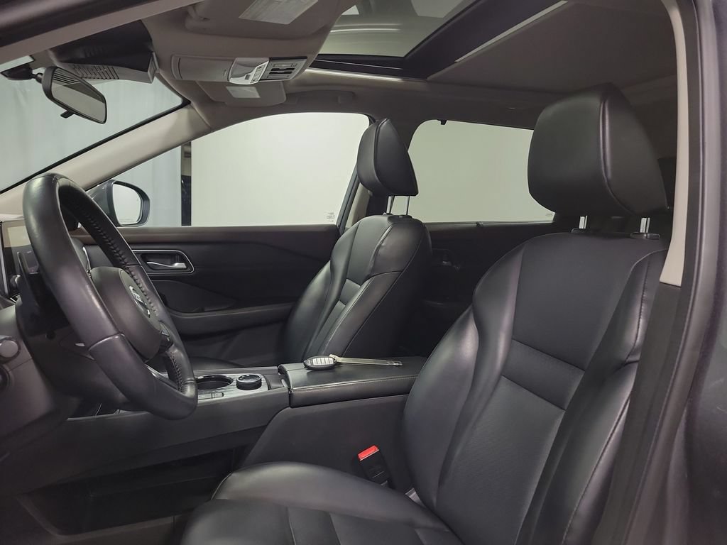 Used 2021 Nissan Rogue SV w/ Premium Package AWD/4WD image 15