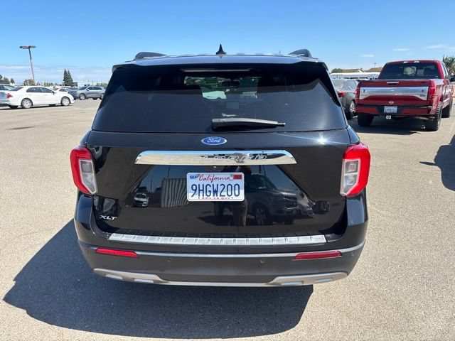 Used 2023 Ford Explorer XLT w/ Equipment Group 202A RWD image 8