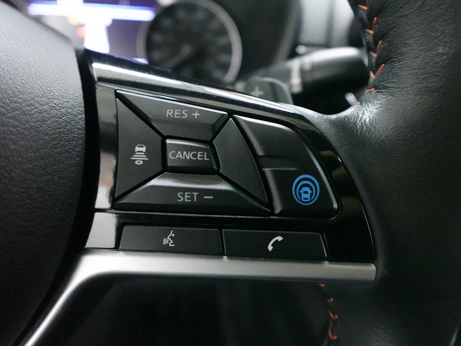 Used 2024 Nissan Altima 2.0 SR FWD image 18