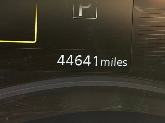 Used 2022 Nissan Kicks SR w/ Premium Package image 23