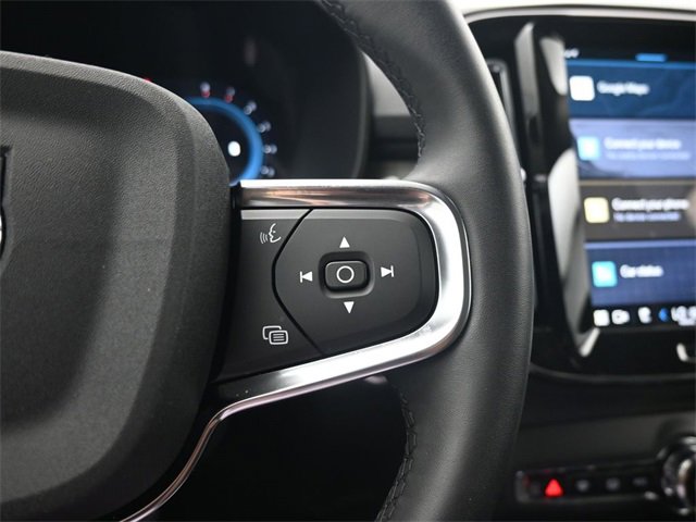 Used 2024 Volvo XC40 B5 Plus w/ Climate Package image 24