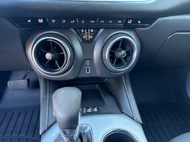 Used 2025 Chevrolet Blazer LT w/ Convenience Package FWD image 19