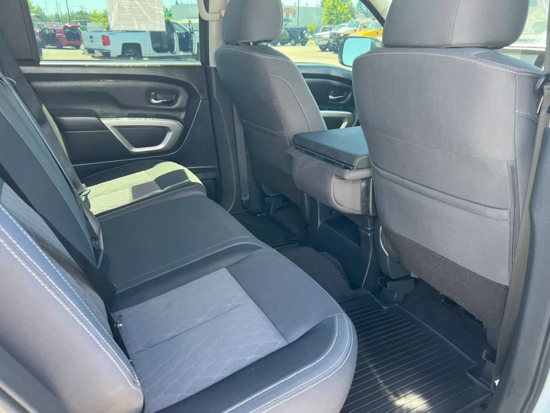 Used 2021 Nissan Titan SV w/ Accessory Utility Package AWD/4WD image 9