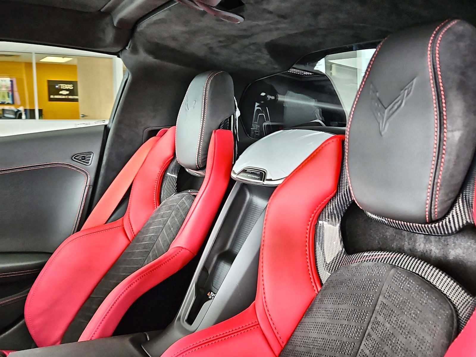 New 2026 Chevrolet Corvette Stingray Premium Cpe w/ Z51 Performance Package RWD image 23