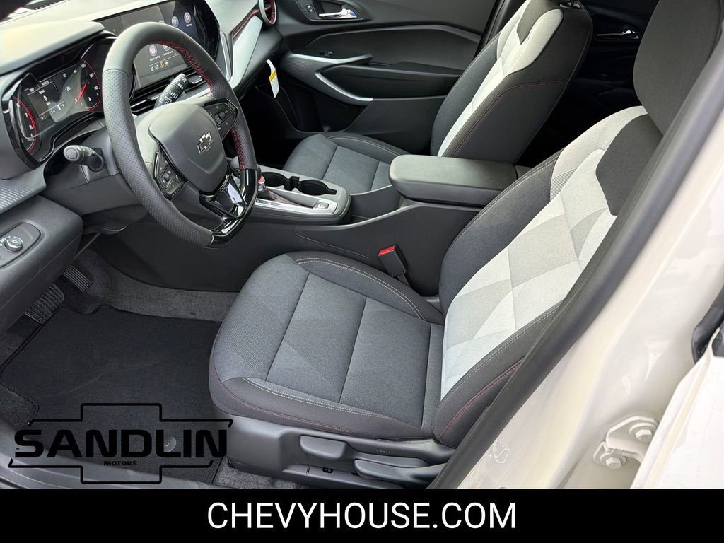 New 2026 Chevrolet Trax RS w/ Sunroof Package image 9