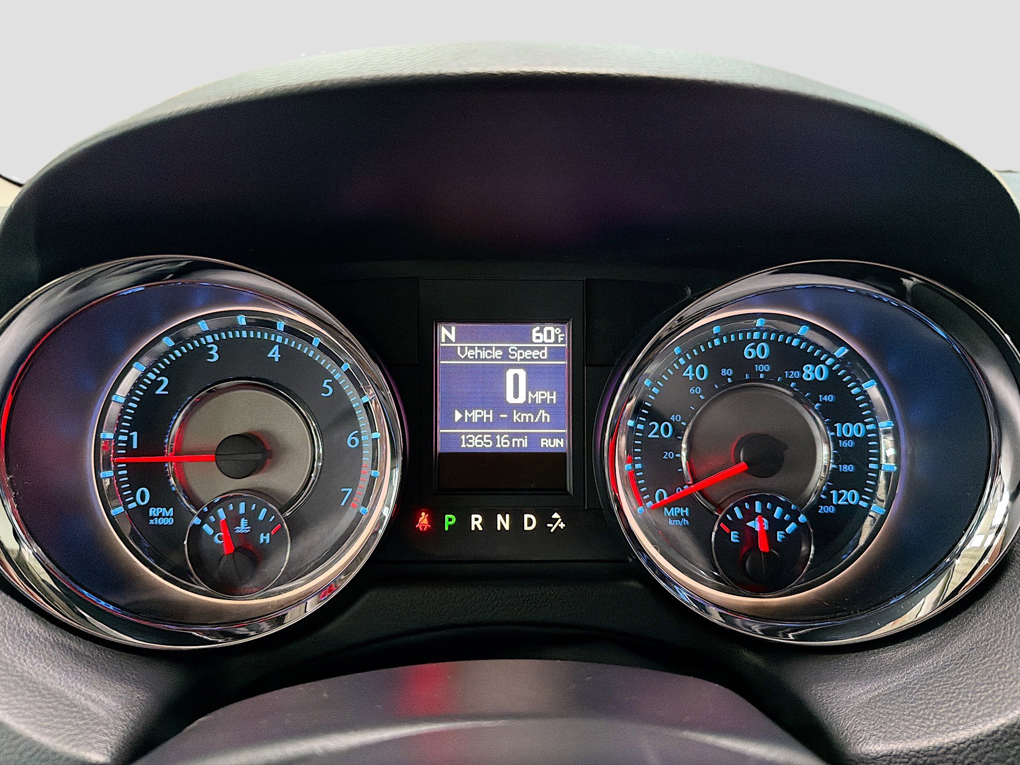 Used 2015 Chrysler Town & Country Touring w/ Driver Convenience Group FWD image 18