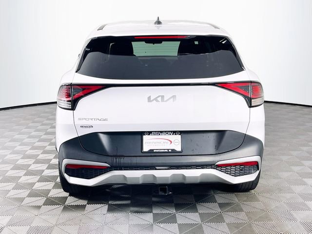 Used 2023 Kia Sportage EX image 7
