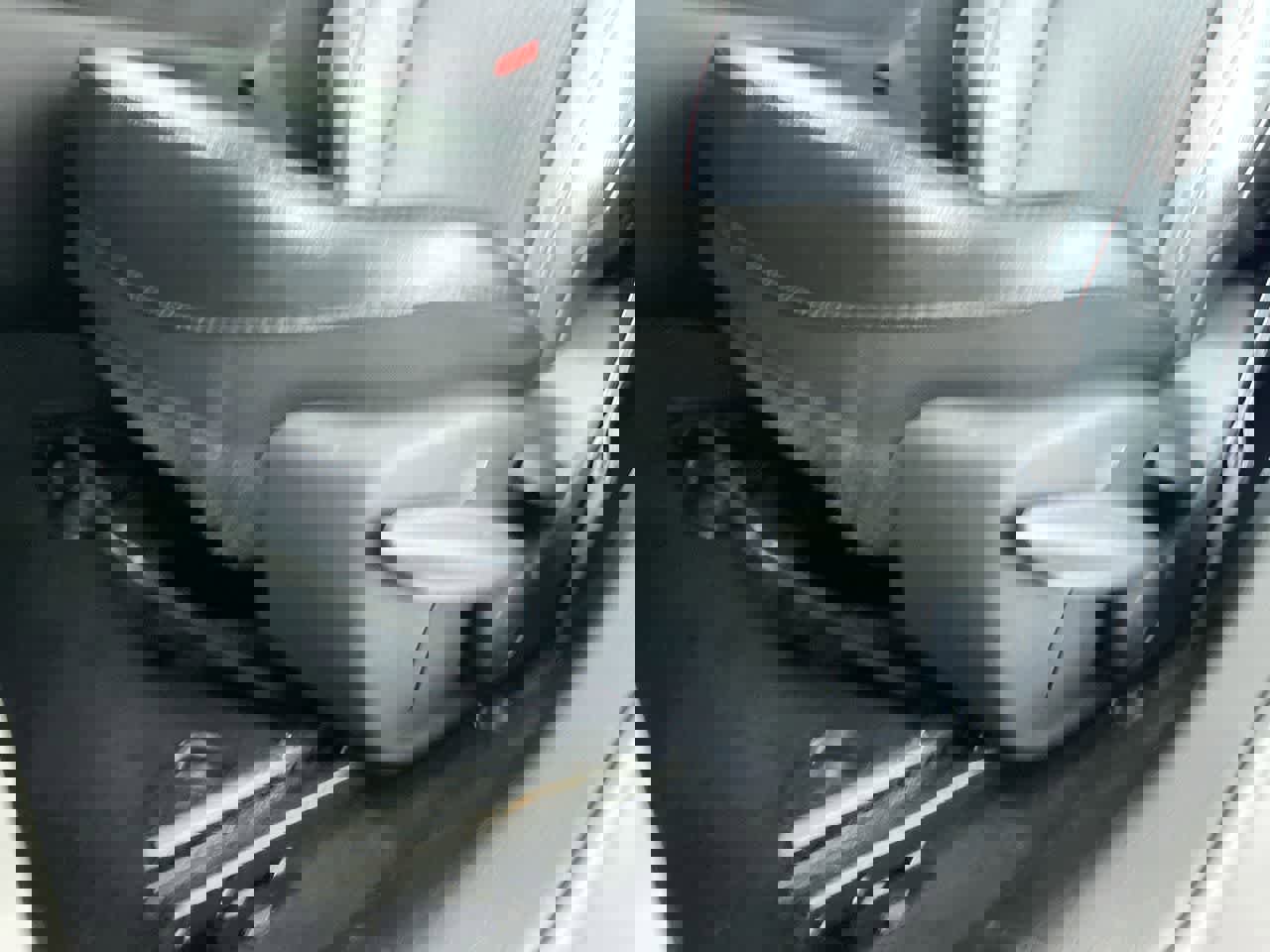 Used 2023 Jeep Compass Trailhawk image 14