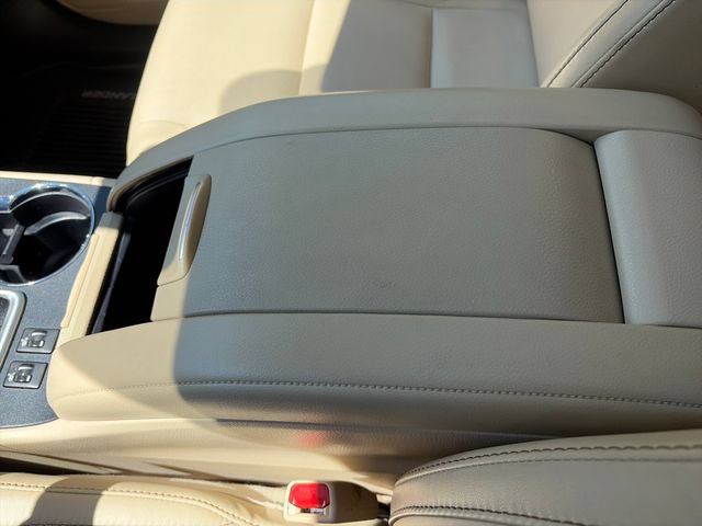 Used 2017 Toyota Highlander XLE AWD/4WD image 38