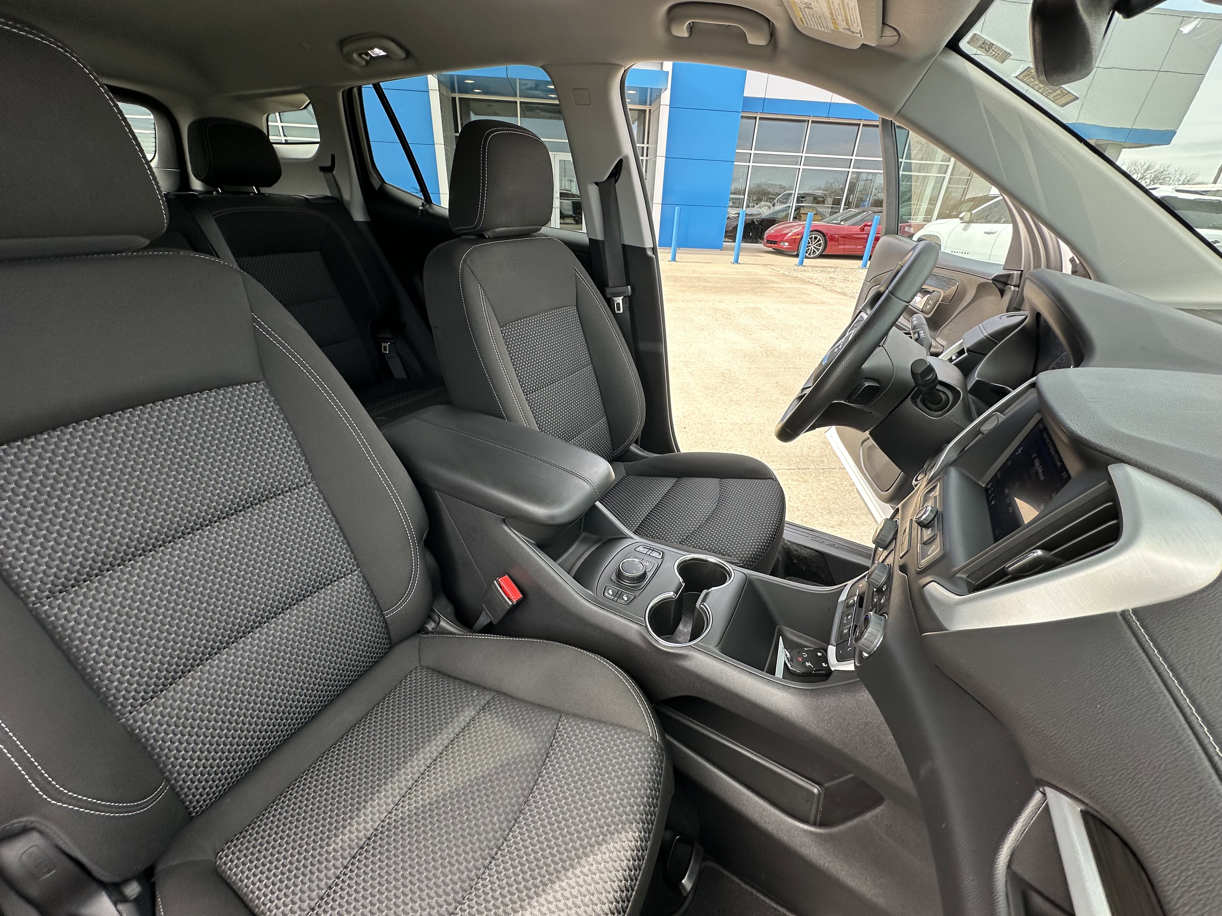 Used 2023 GMC Terrain SLE w/ Driver Convenience Package image 35