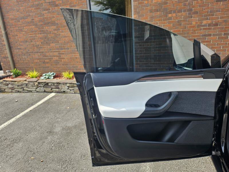 Used 2022 Tesla Model X AWD/4WD image 34