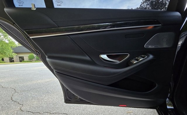 Used 2019 Mercedes-Benz S 560 S 560 image 16