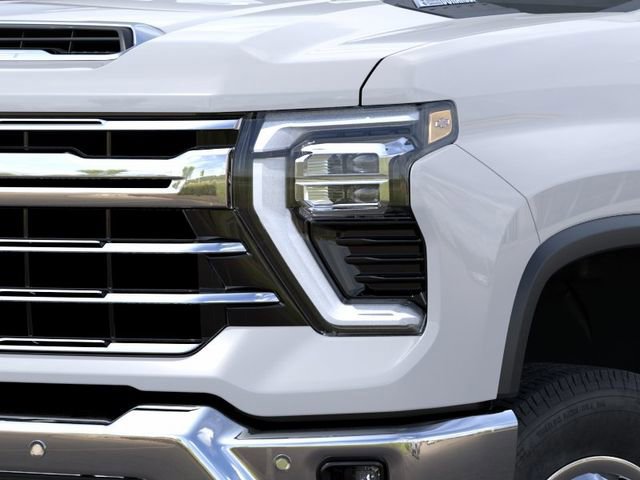 New 2026 Chevrolet Silverado 3500 LTZ AWD/4WD image 10