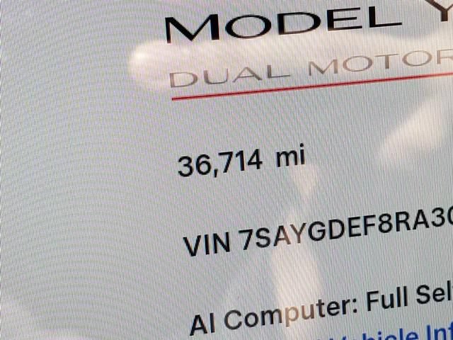 Used 2024 Tesla Model Y Performance AWD/4WD image 23