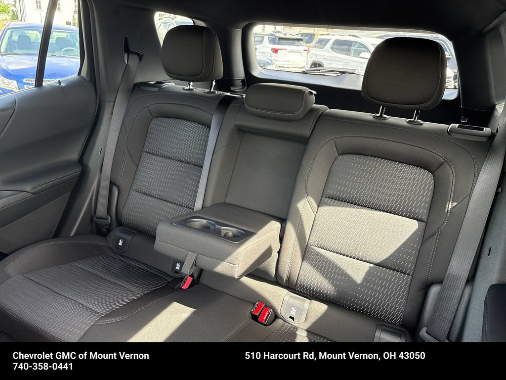 New 2026 Chevrolet Equinox LT w/ LPO, Floor Liner Package AWD/4WD image 21