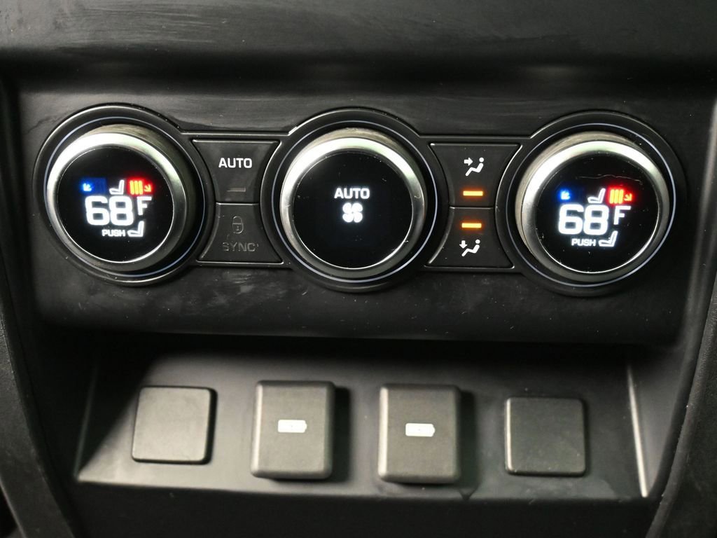 Used 2023 Land Rover Defender 110 S image 22