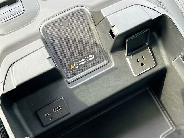 Used 2026 GMC Sierra 2500 Denali w/ Denali Reserve Package image 37