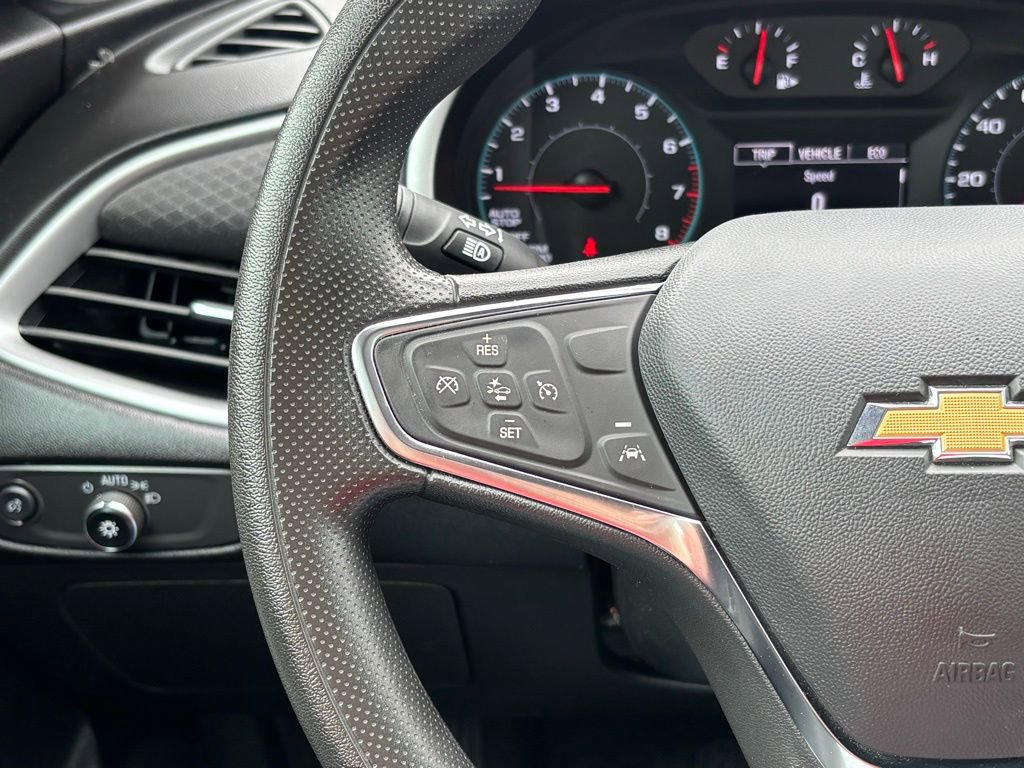Used 2025 Chevrolet Malibu LT FWD image 15