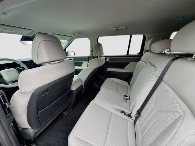 Certified 2026 Hyundai Santa Fe SEL FWD image 23