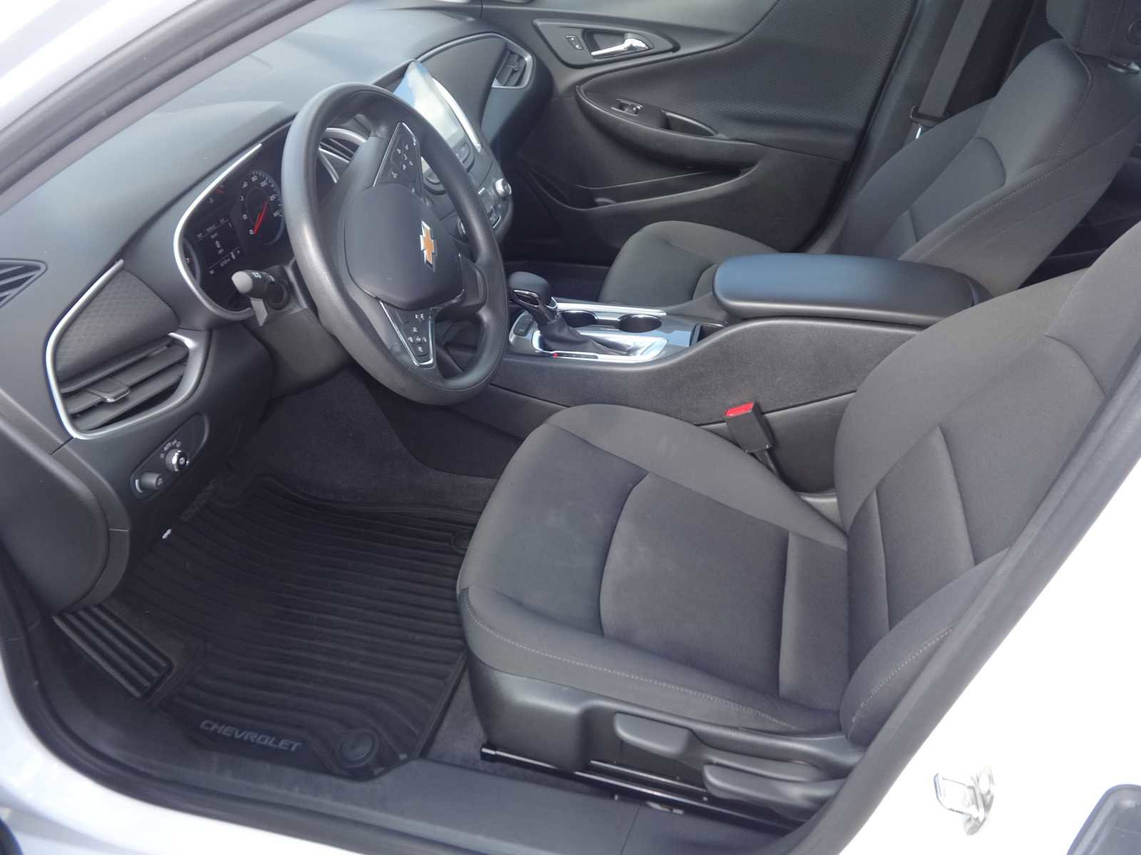 Used 2021 Chevrolet Malibu LS image 11