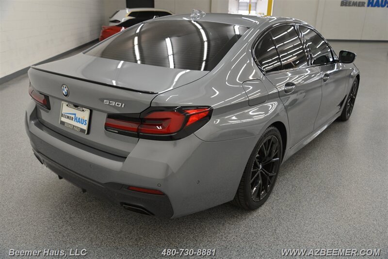 Used 2023 BMW 530i w/ M Sport Package RWD image 8