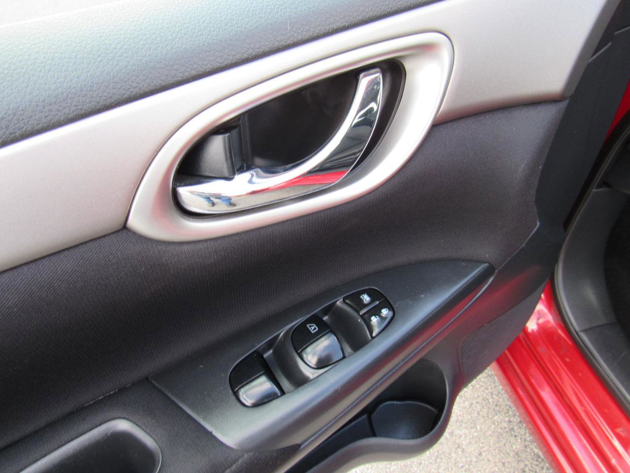 Used 2013 Nissan Sentra S FWD image 14