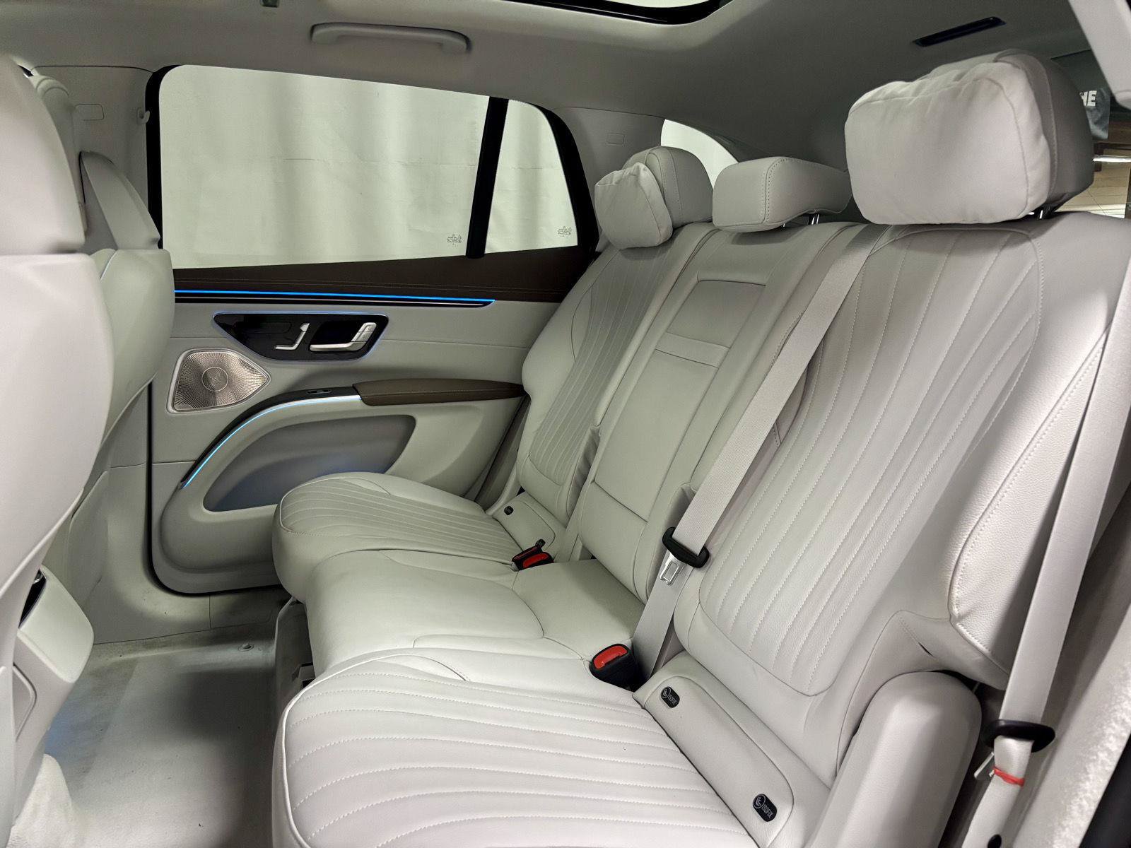 Used 2023 Mercedes-Benz EQS 580 4MATIC SUV image 20