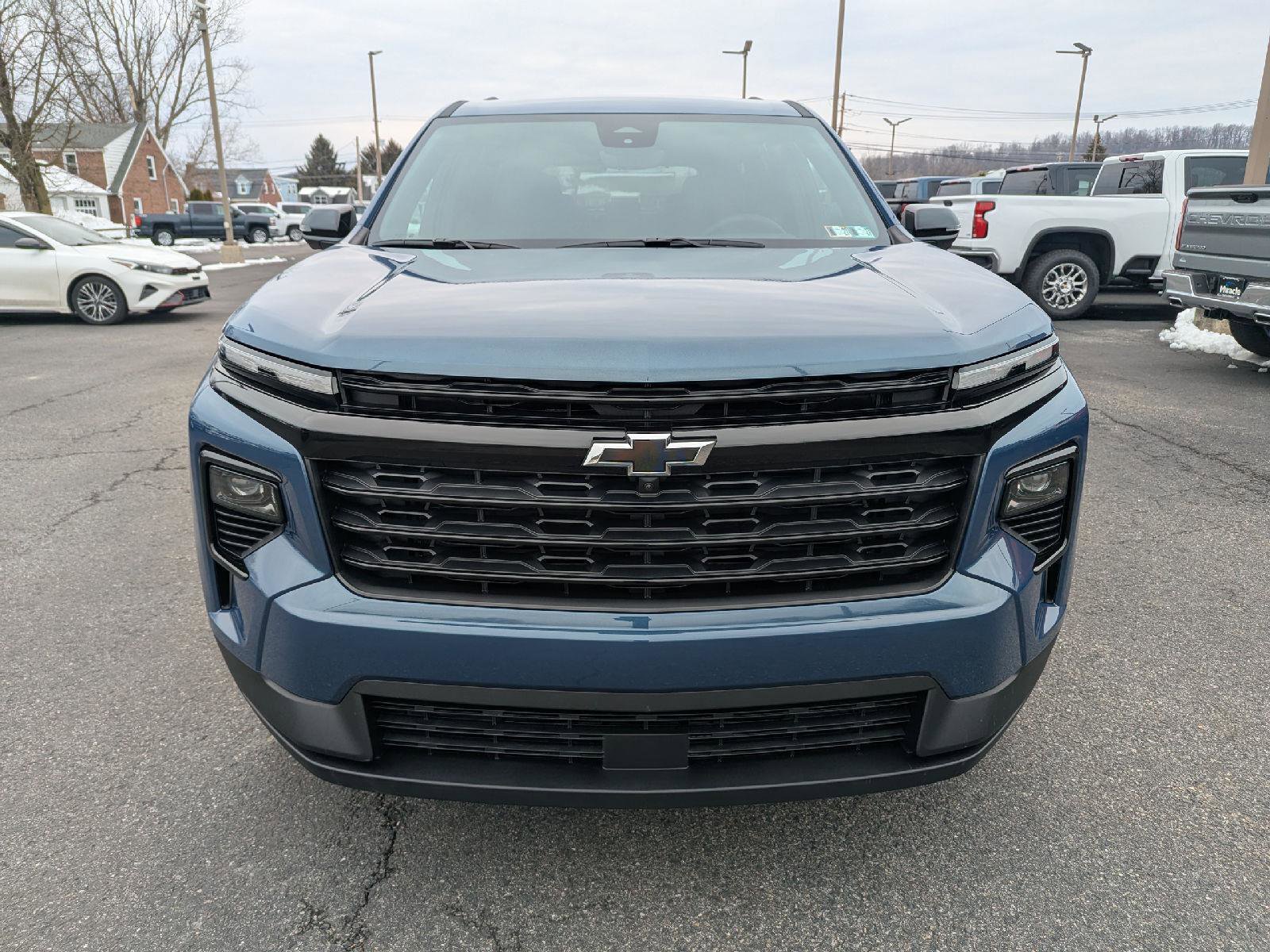 New 2026 Chevrolet Traverse LT w/ Midnight/Sport Edition image 2