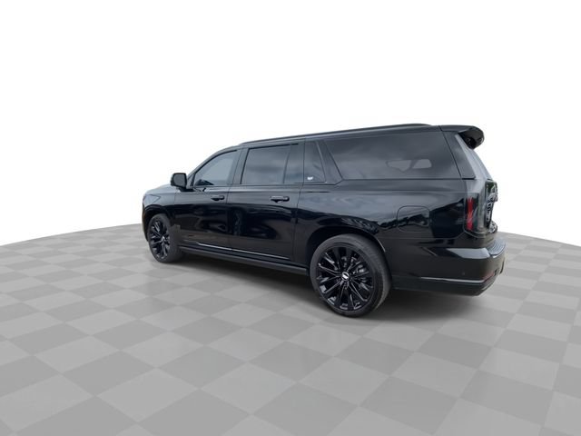 Used 2025 Cadillac Escalade ESV Sport Platinum w/ LPO, ONYX Package AWD/4WD image 8