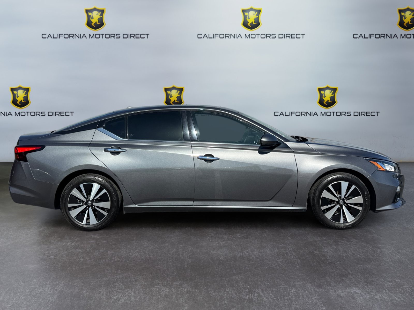 Used 2019 Nissan Altima 2.5 SV FWD image 6