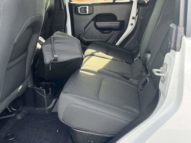 Used 2021 Jeep Gladiator Sport image 15