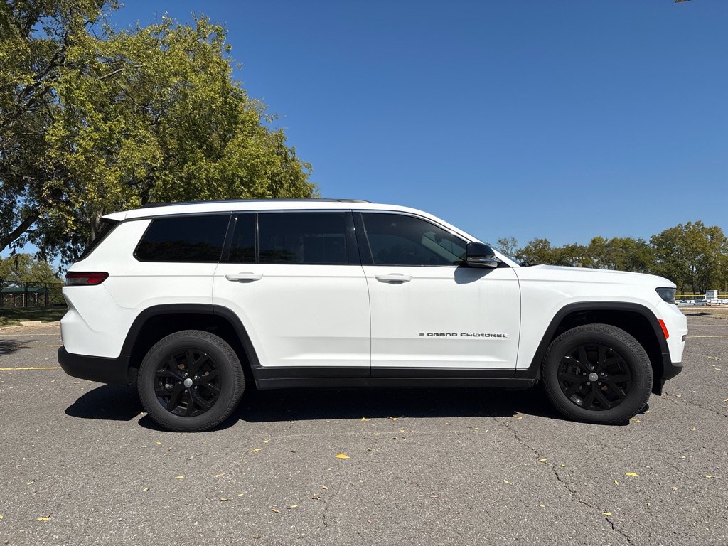 Used 2021 Jeep Grand Cherokee L Limited AWD/4WD image 8
