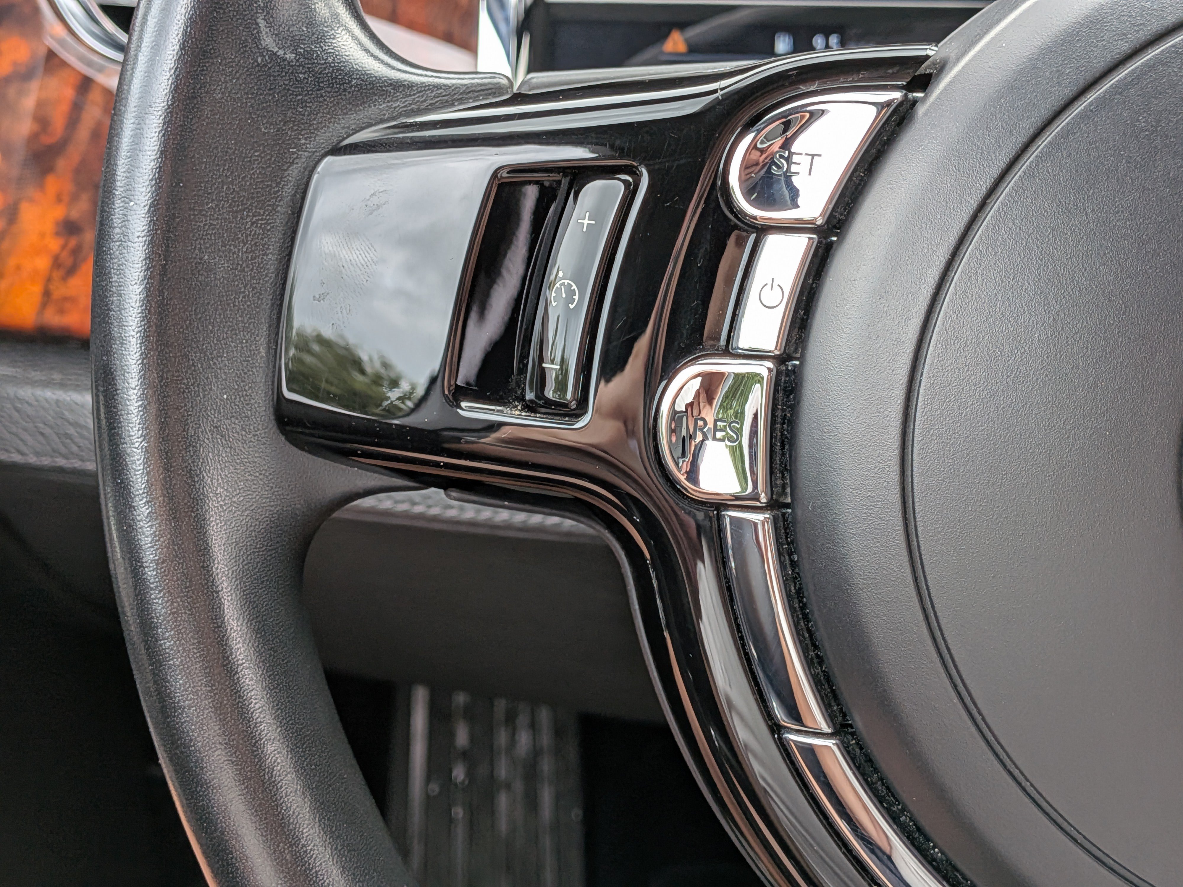 Used 2013 Rolls-Royce Ghost RWD image 22