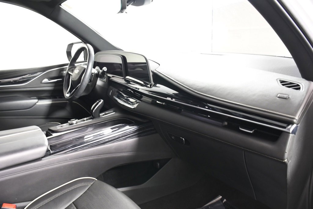 Used 2023 Cadillac Escalade Sport w/ LPO, ONYX Package image 19