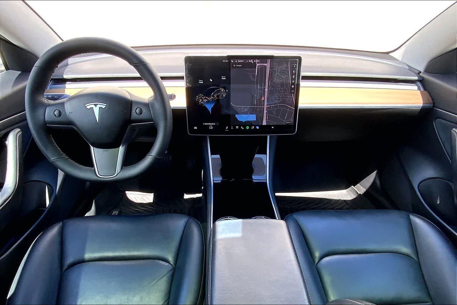 Used 2020 Tesla Model 3 Standard Range Plus RWD image 10