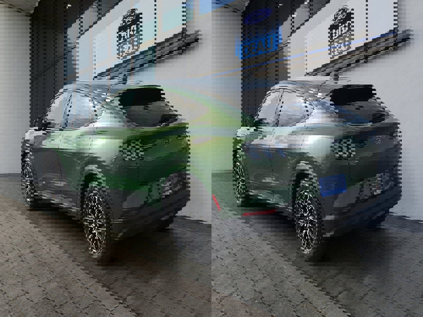 Certified 2025 Ford Mustang Mach-E Premium image 5