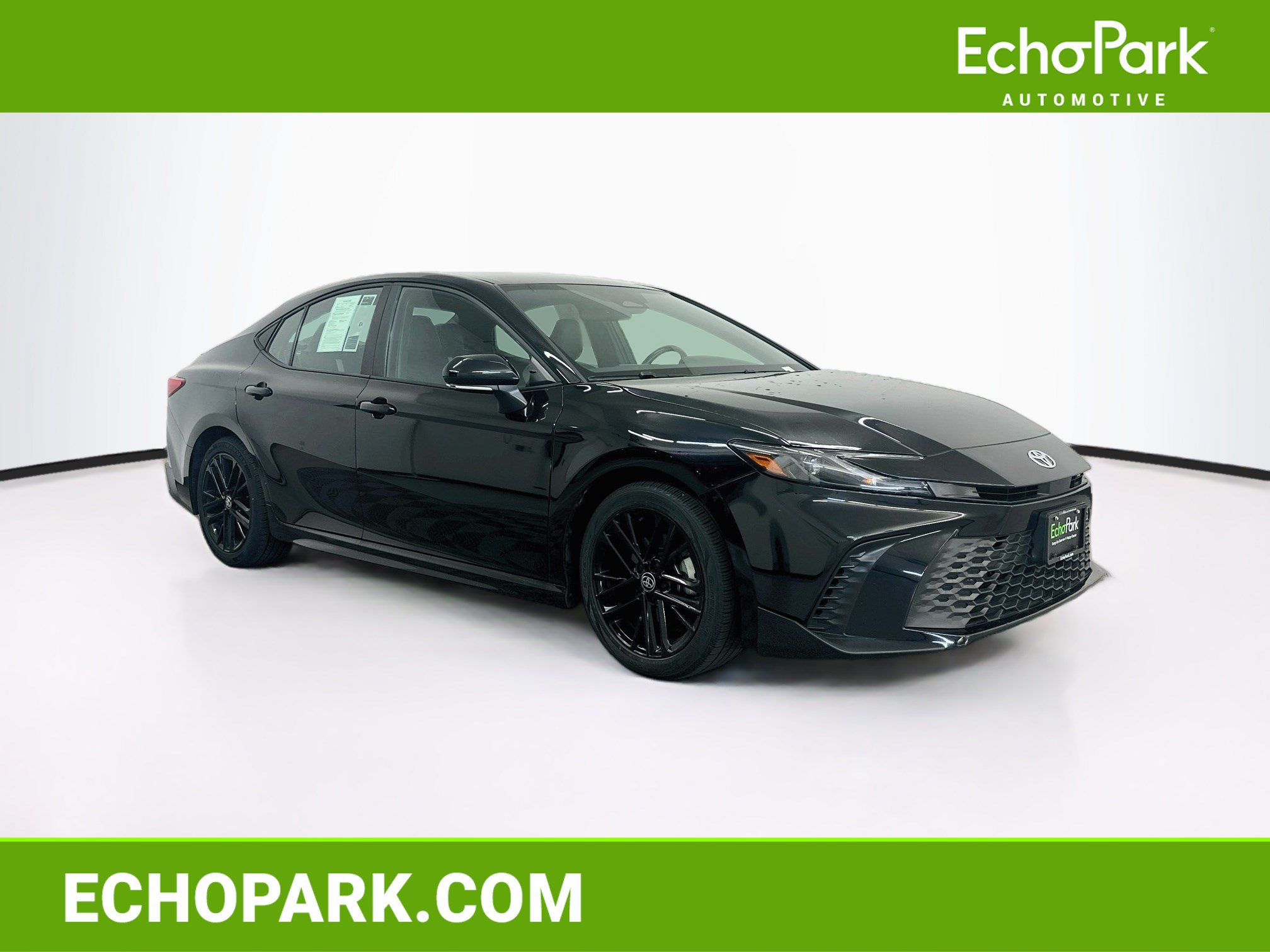 Used 2025 Toyota Camry SE