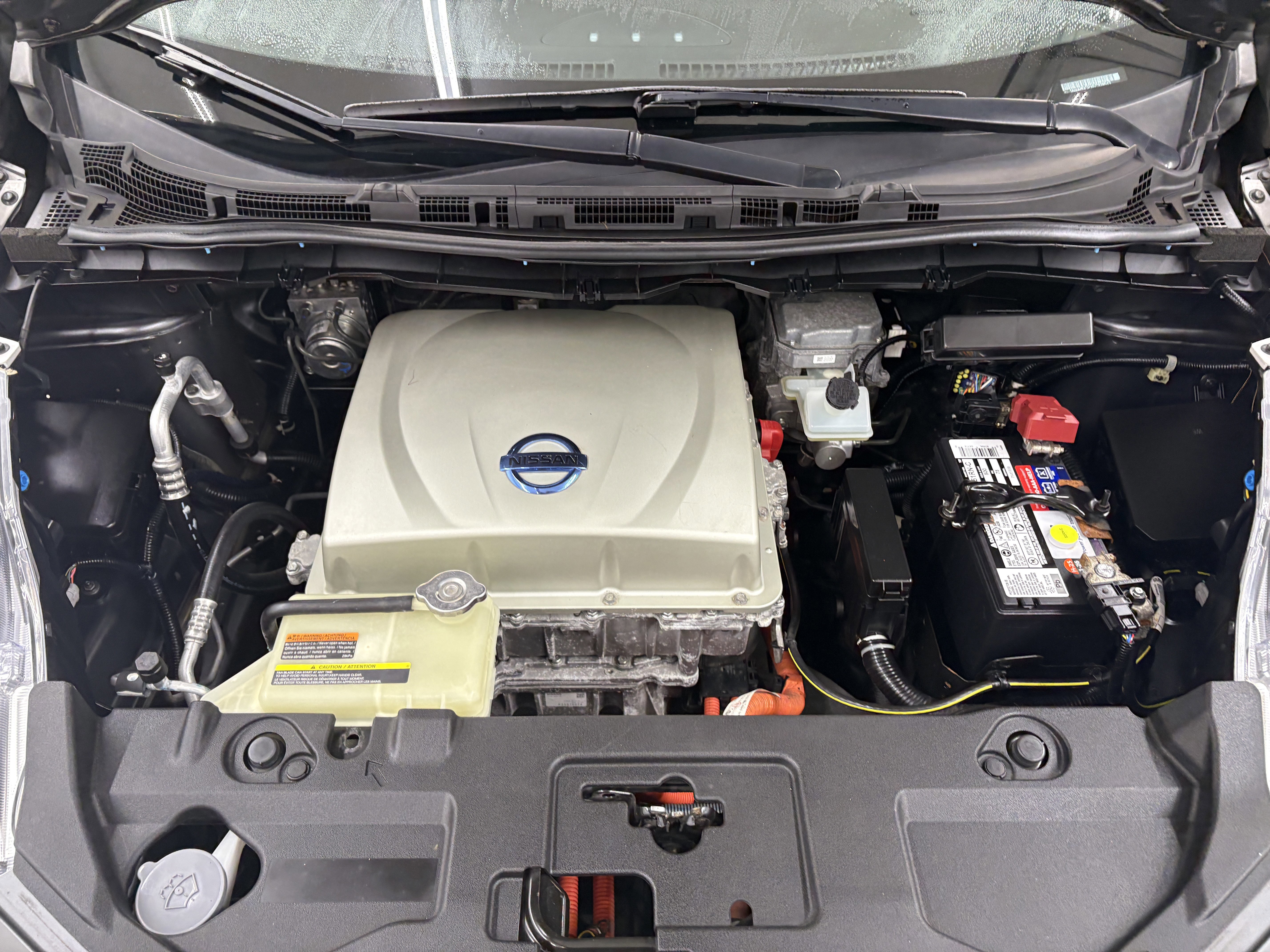 Used 2015 Nissan Leaf S w/ Charge Package image 9